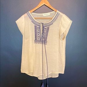 Embroidered Linen blouse